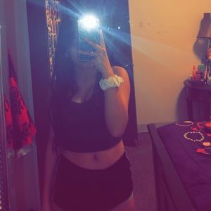 Meet your Posher, Casey